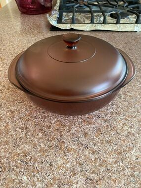 Brown Covered Casserole Pot with Lid - Oven-Safe Cookware